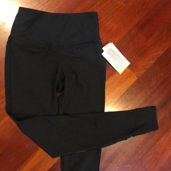 Balance Collection Black leggings NWT-size XS - Picture 4 of 8
